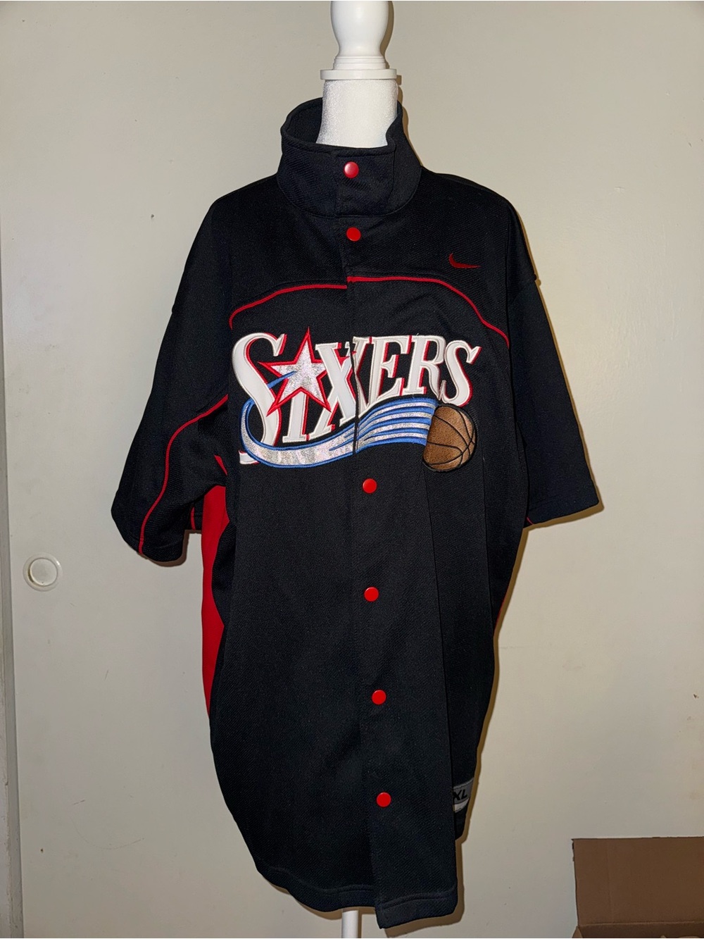 Nike Philadelphia Sixers Vintage Warm Up Shirt